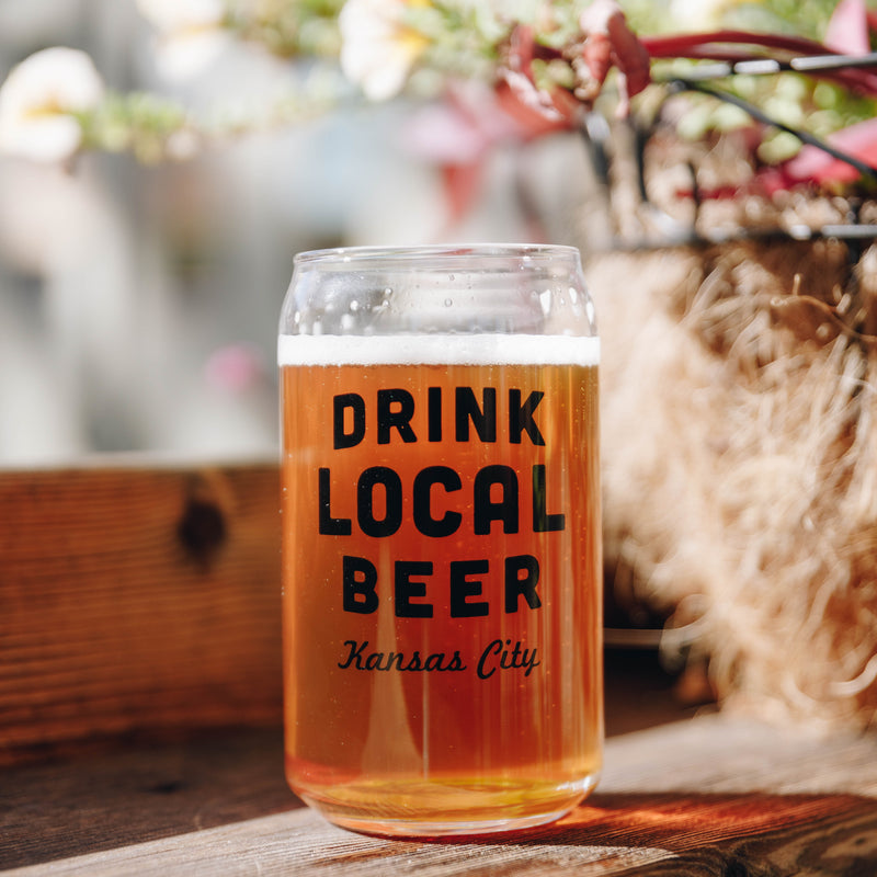 FarmDog Studios Getränkedosenglas für lokales Bier