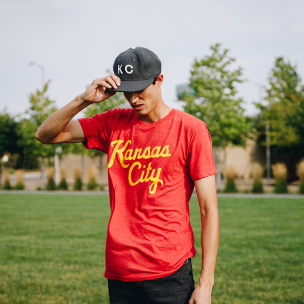 Charlie Hustle Kansas City Script T-Shirt – Rot
