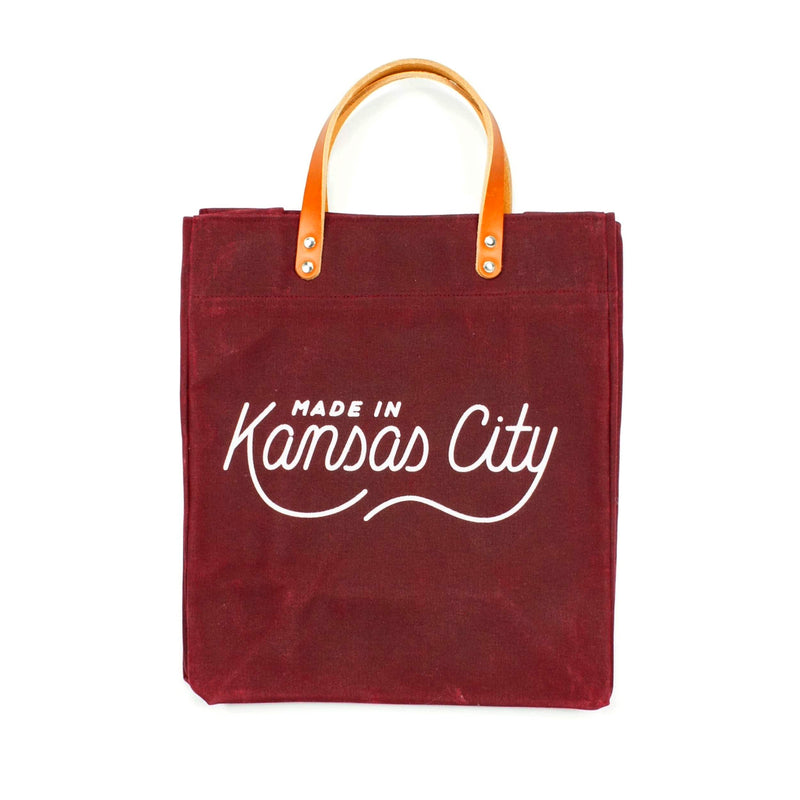 Hergestellt in Kansas City x Sandlot Goods Exklusive Tragetasche – Burgunderrot